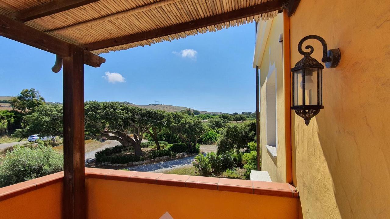 Casa Ginestra - Gonnesa Apartment Bagian luar foto